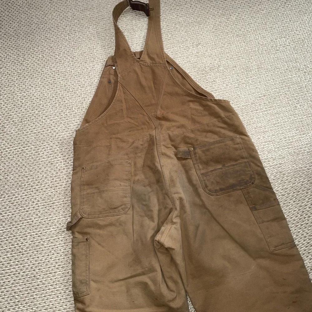 Carhartt signs obvious